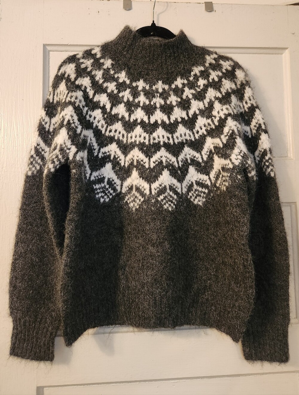 Joie Sweater, Fair Isle Mock Neck Charcoal Gray & Ivory Nordic Wool Blend EUC